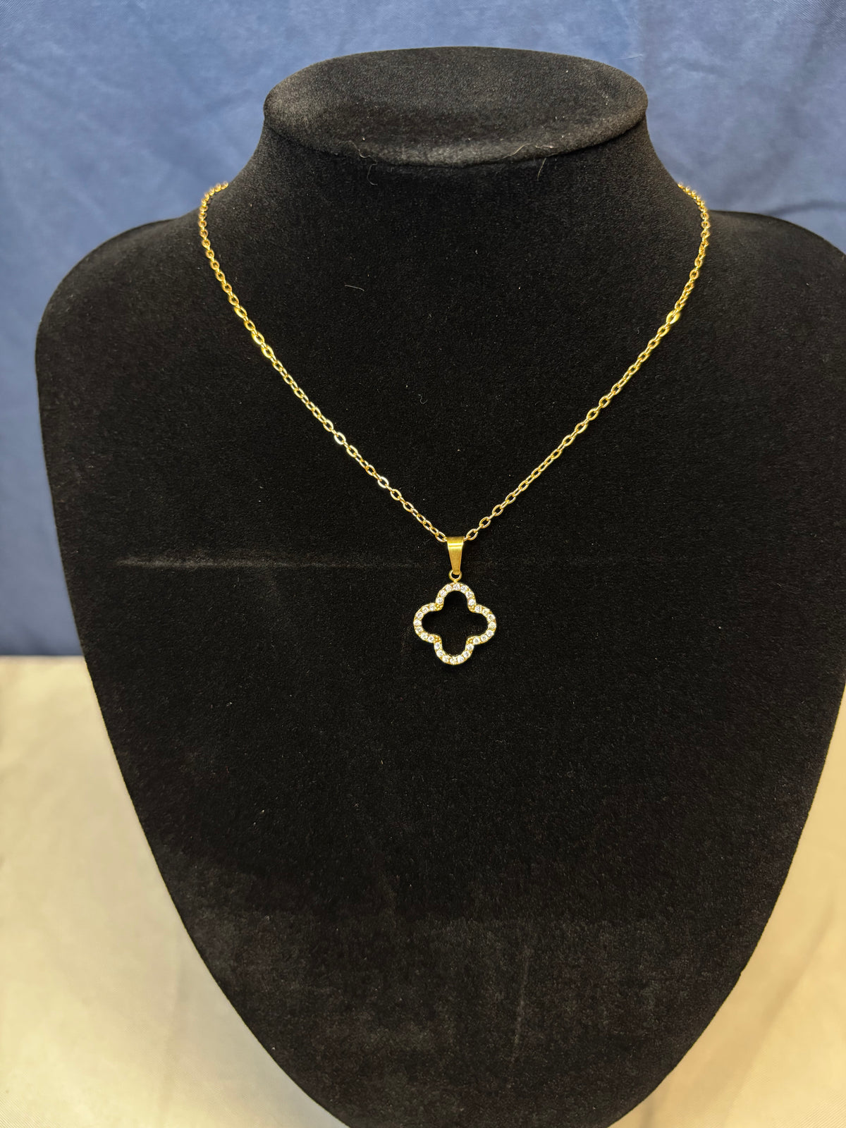 18K Stainless Steel Tarnish Free Clover Necklace GOLD