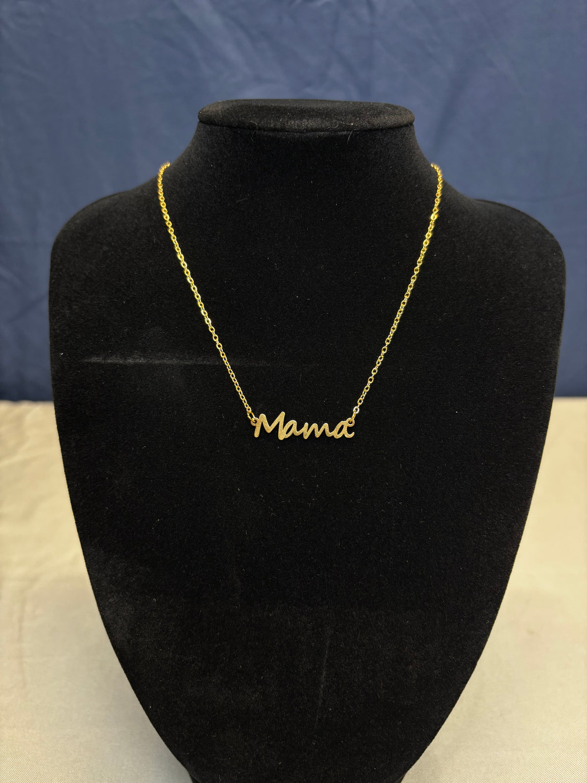 Mama Pendant Necklace