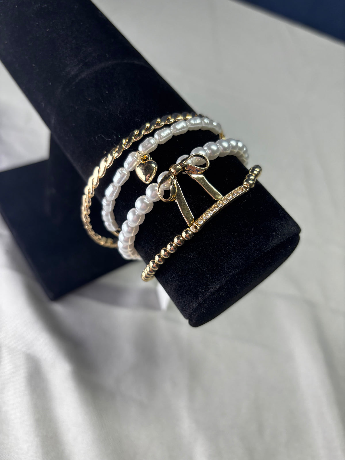 Bow Pearl Rhinestone Bar Stretch Bangle Set